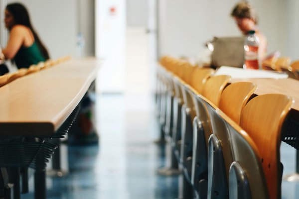 Construisez votre piscine de rêve avec un expert à gujan-mestras